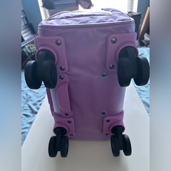 LUG RANGER WHEELIE LUGGAGE AÇAI BERRY NWT - Picture 4 of 10